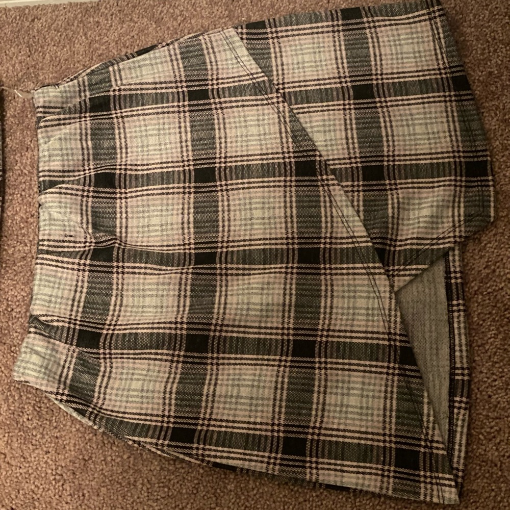 2 piece skirt and crop top size M - Picture 6 of 7
